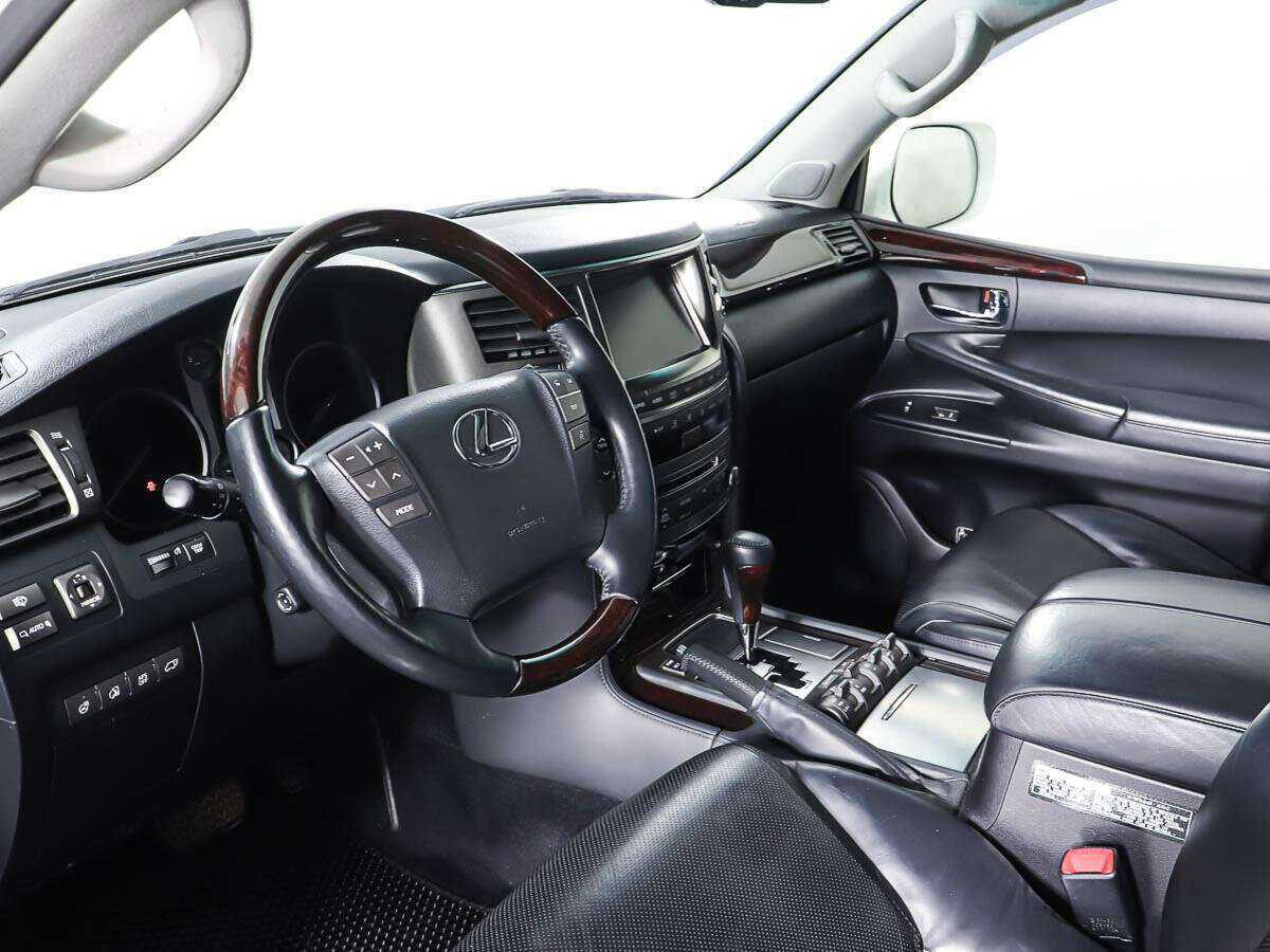 Купить Lexus LX с пробегом. Фото: #13