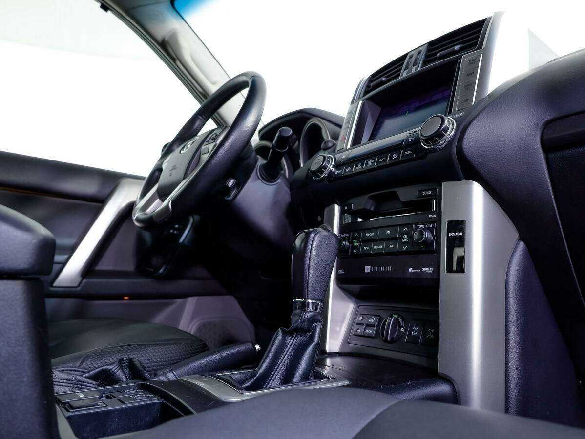 Купить Toyota Land Cruiser Prado с пробегом. Фото: #15
