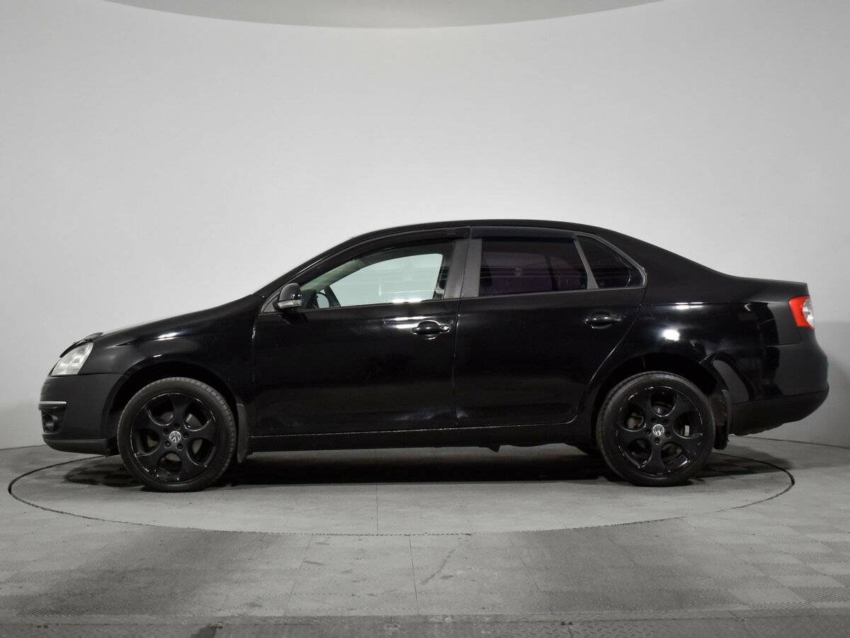 Купить Volkswagen Jetta с пробегом. Фото: #6