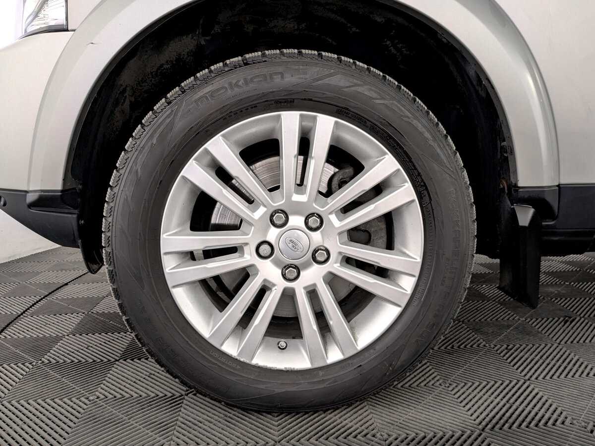 Купить Land Rover Discovery с пробегом. Фото: #16