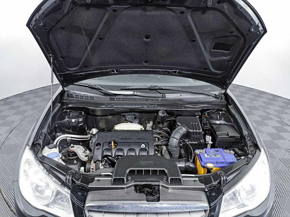 Купить Hyundai Elantra с пробегом. Фото: #8