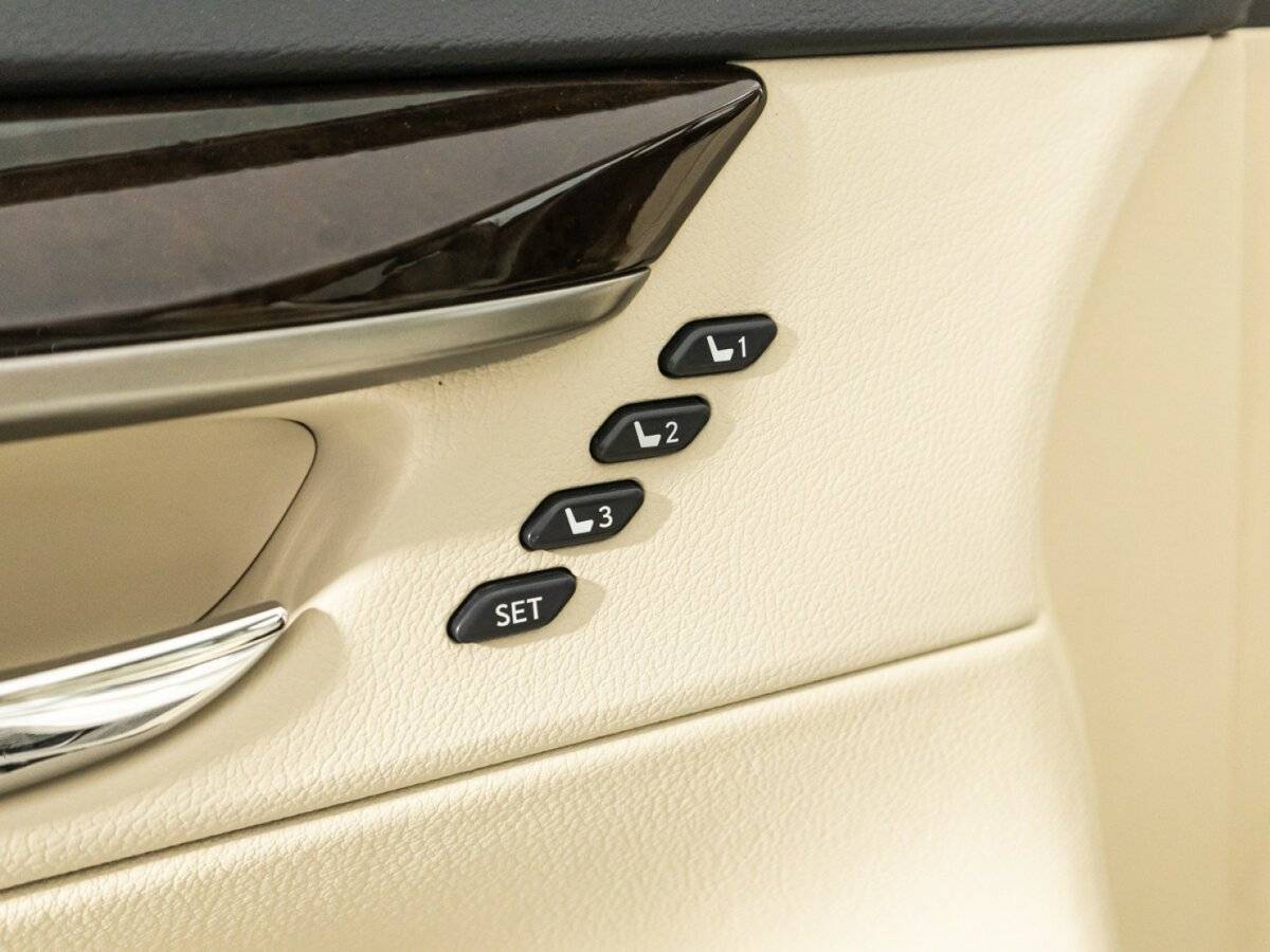 Купить Lexus ES с пробегом. Фото: #15