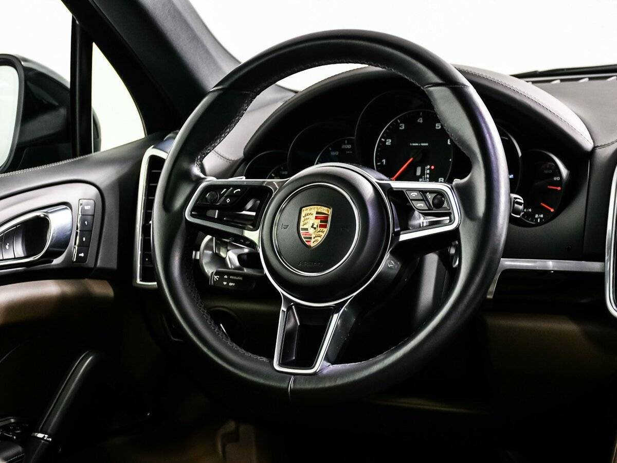 Купить Porsche Cayenne с пробегом. Фото: #14