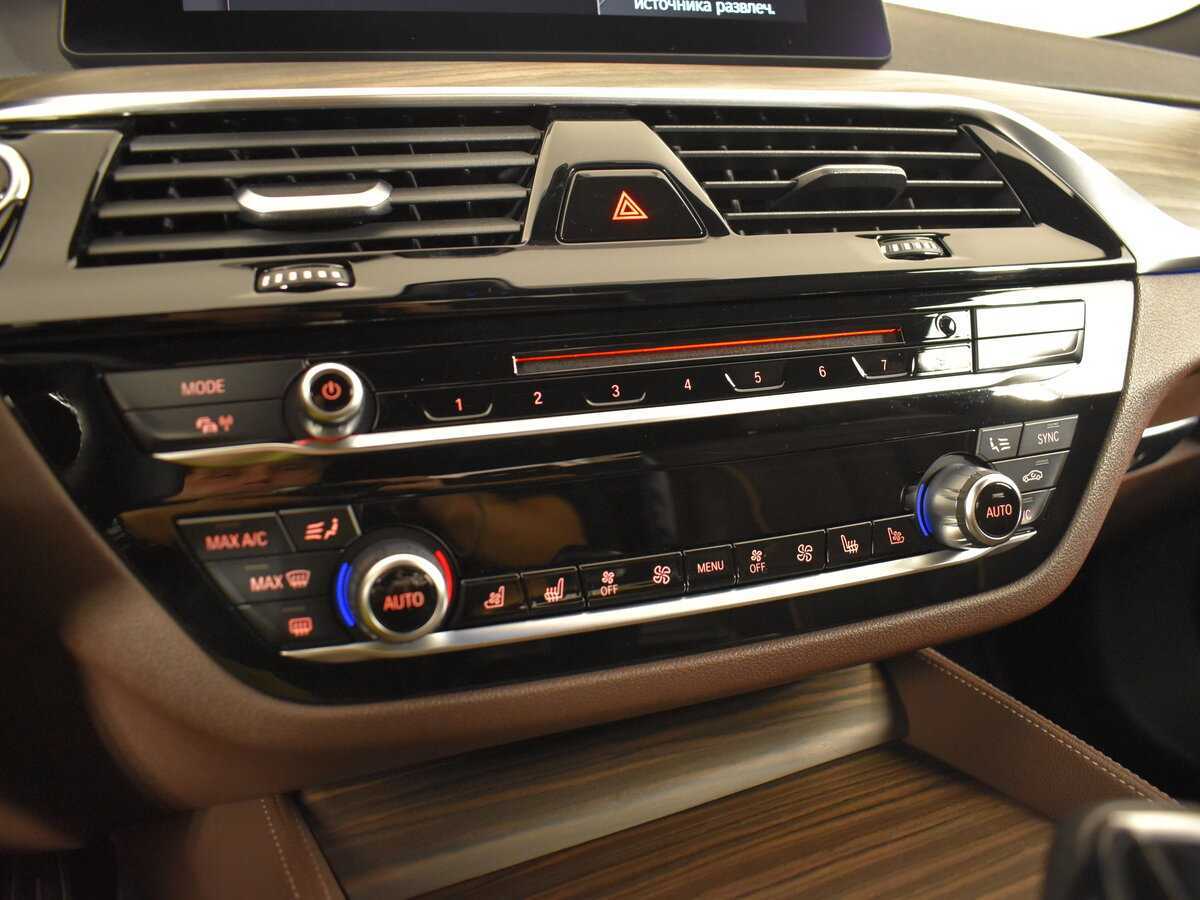 Купить BMW 5 серии с пробегом. Фото: #18