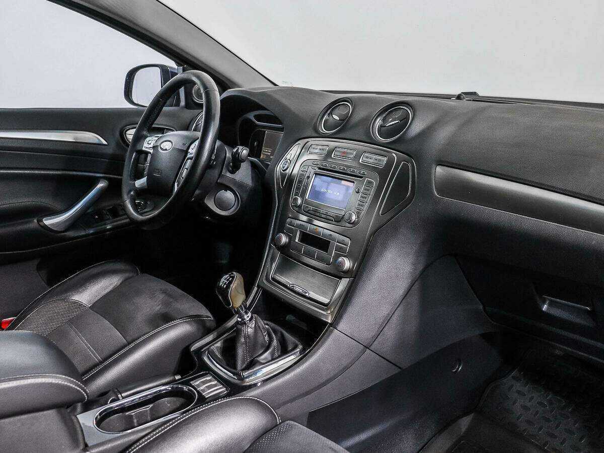 Купить Ford Mondeo с пробегом. Фото: #12