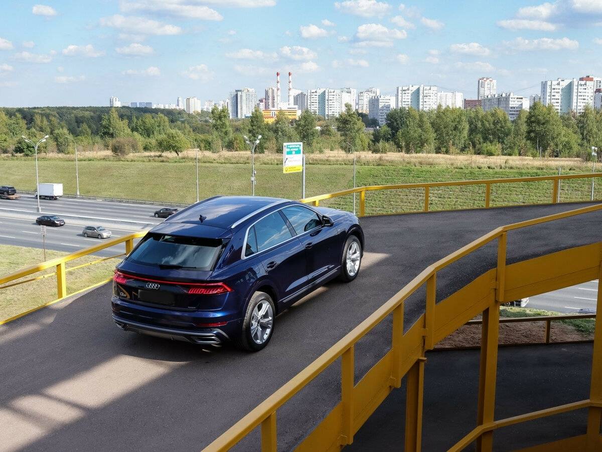 Купить Audi Q8 с пробегом. Фото: #14