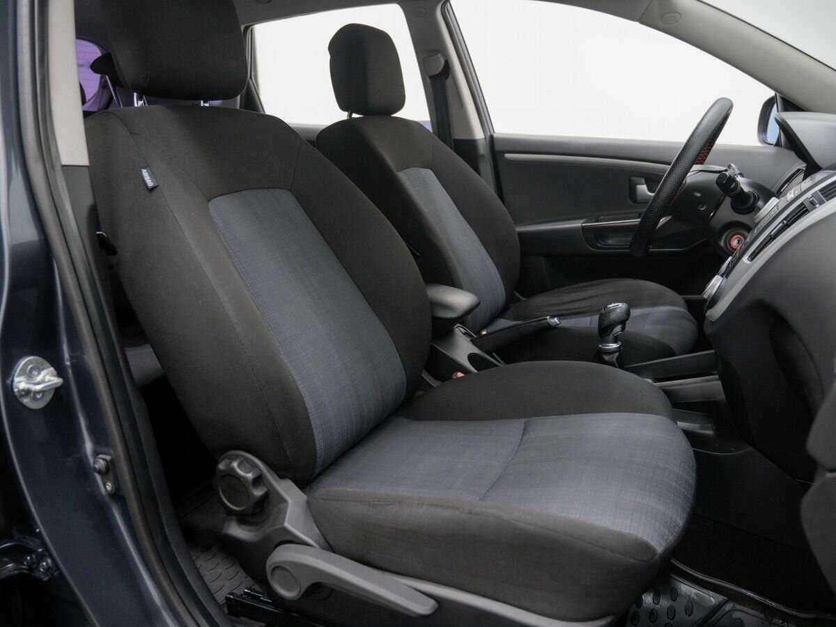 Купить Kia Ceed с пробегом. Фото: #8