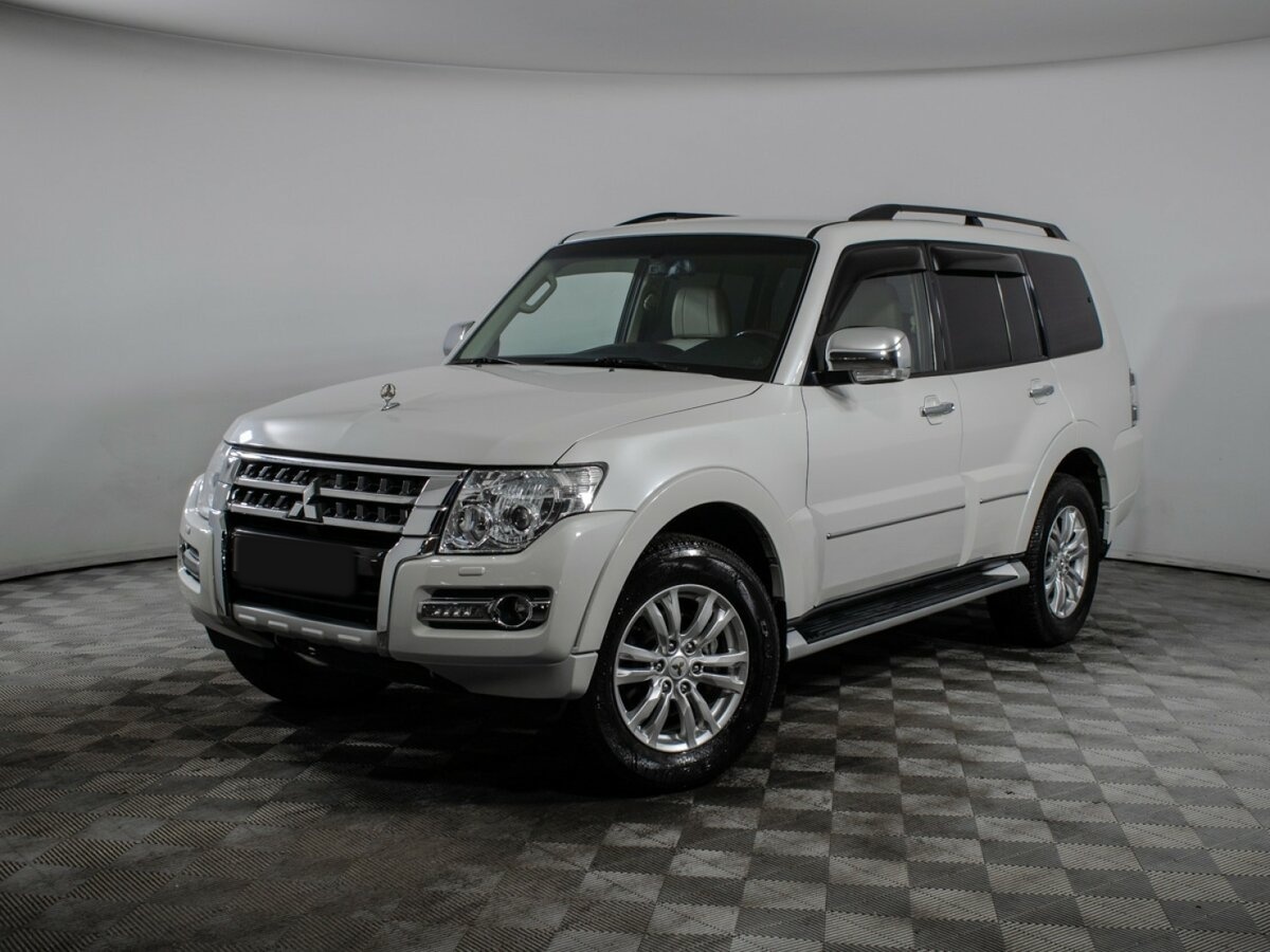 Купить Mitsubishi Pajero с пробегом. Фото: #0