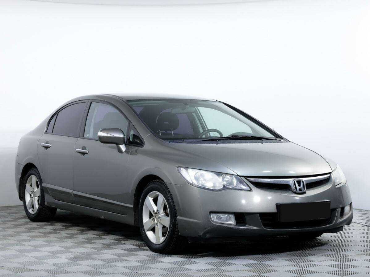 Купить Honda Civic с пробегом. Фото: #2