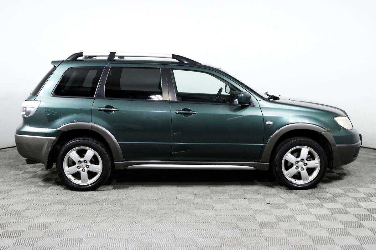 Купить Mitsubishi Outlander с пробегом. Фото: #2