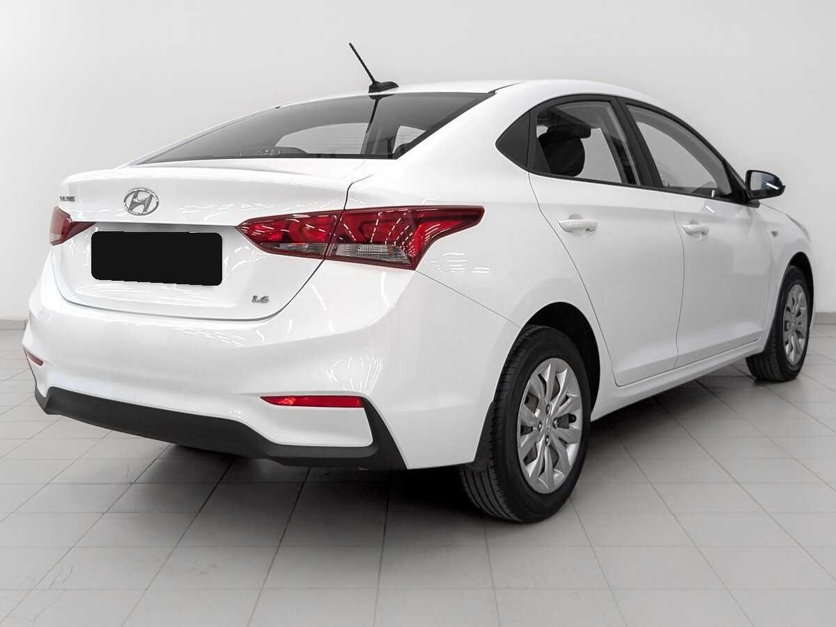 Купить Hyundai Solaris с пробегом. Фото: #4