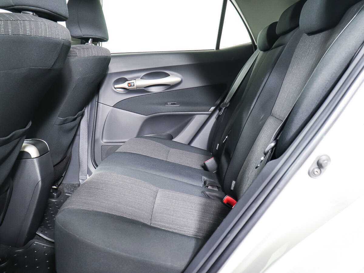 Купить Toyota Auris с пробегом. Фото: #9