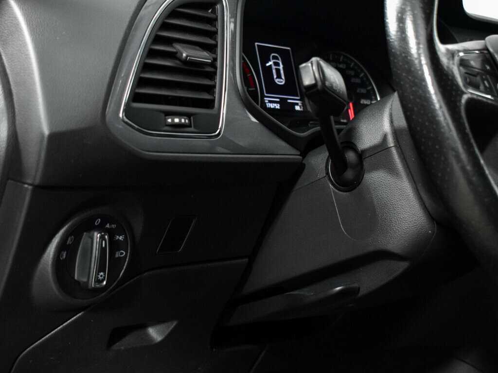 Купить SEAT Leon с пробегом. Фото: #9