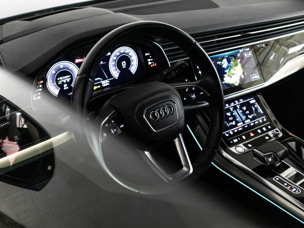 Купить Audi Q7 с пробегом. Фото: #28