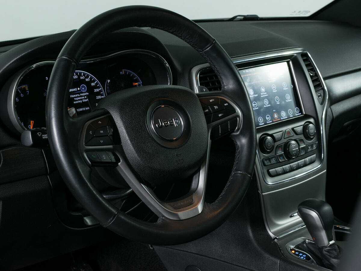 Купить Jeep Grand Cherokee с пробегом. Фото: #14