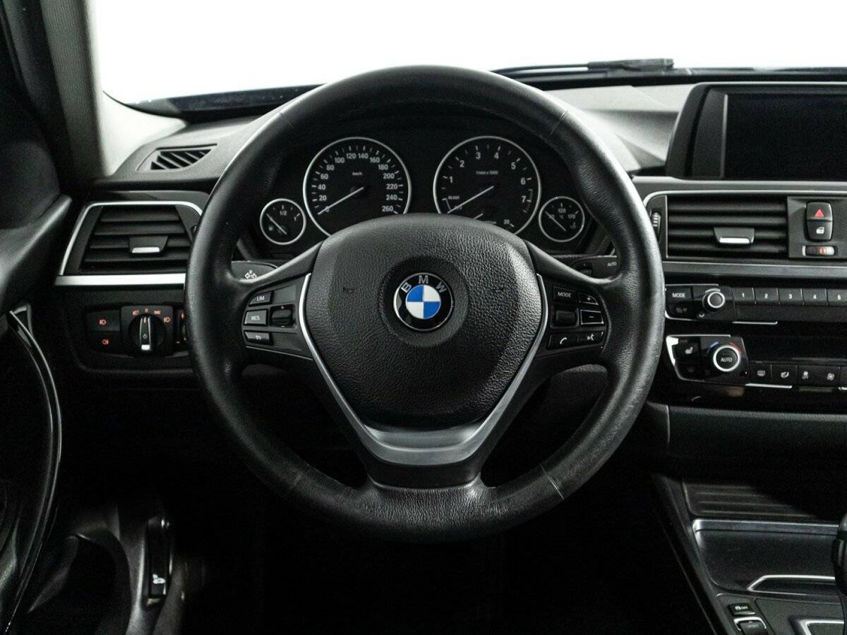 Купить BMW 3 серии с пробегом. Фото: #18