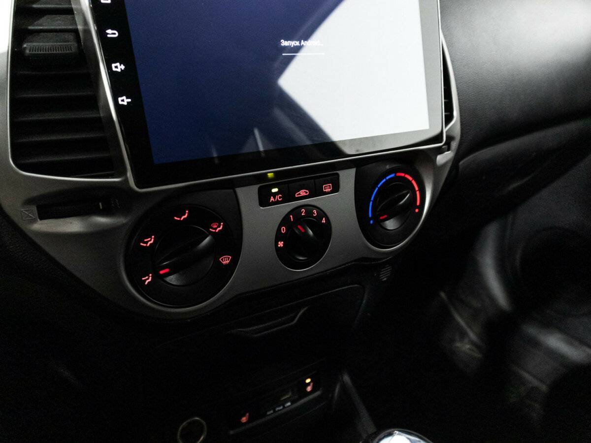 Купить Hyundai i20 с пробегом. Фото: #14