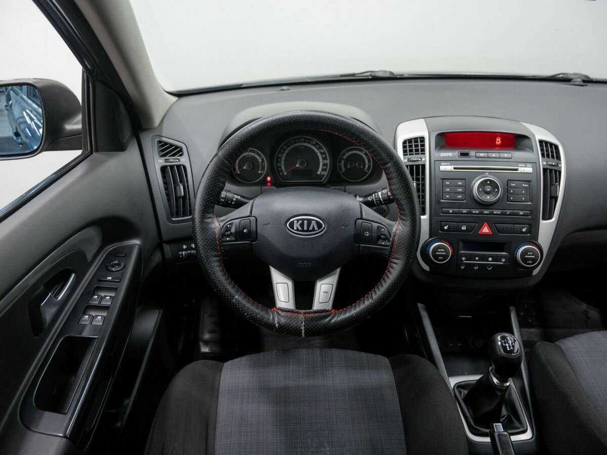 Купить Kia Ceed с пробегом. Фото: #11