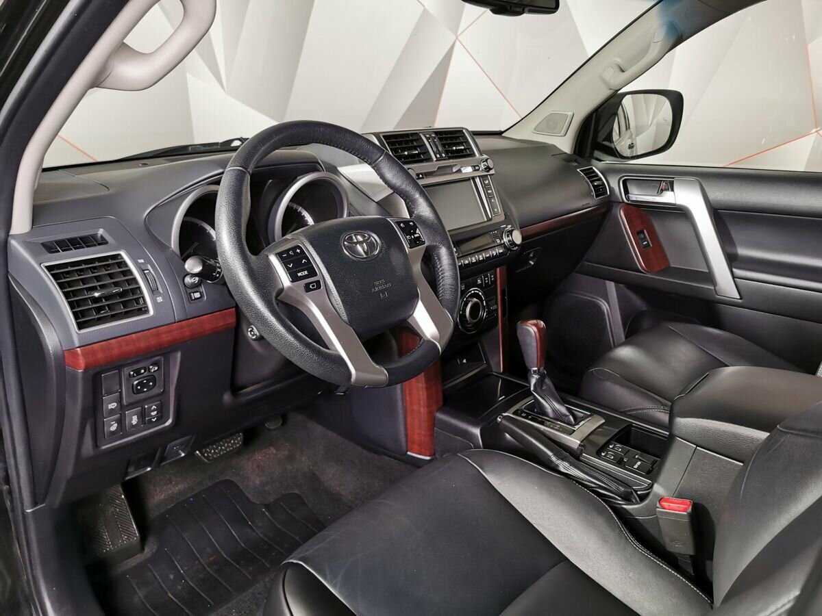 Купить Toyota Land Cruiser Prado с пробегом. Фото: #13