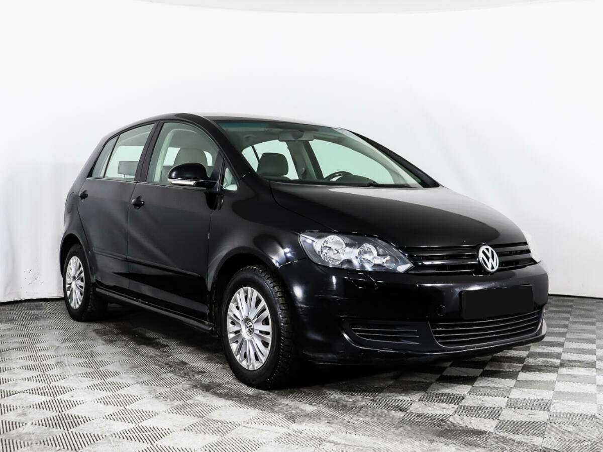 Купить Volkswagen Golf Plus с пробегом. Фото: #2