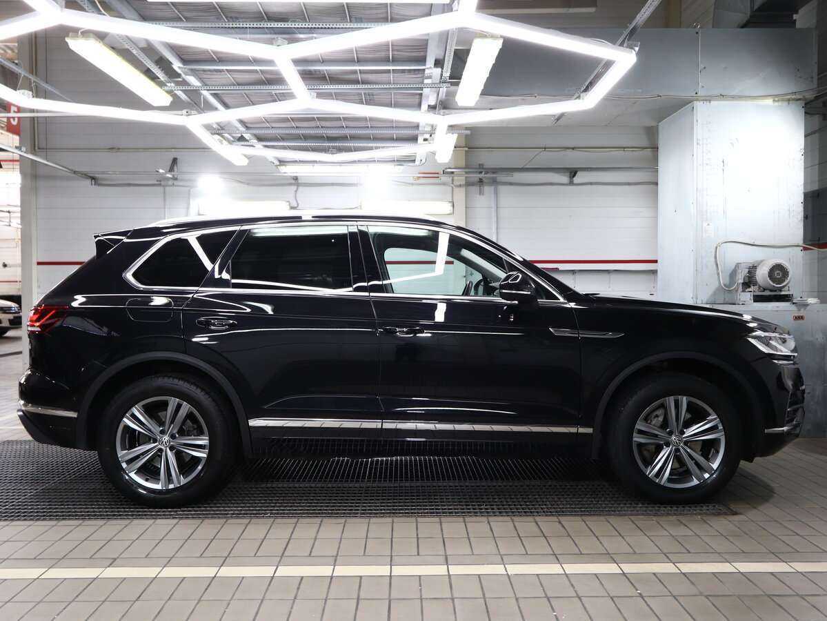 Купить Volkswagen Touareg с пробегом. Фото: #13