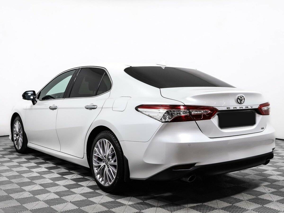 Купить Toyota Camry с пробегом. Фото: #6