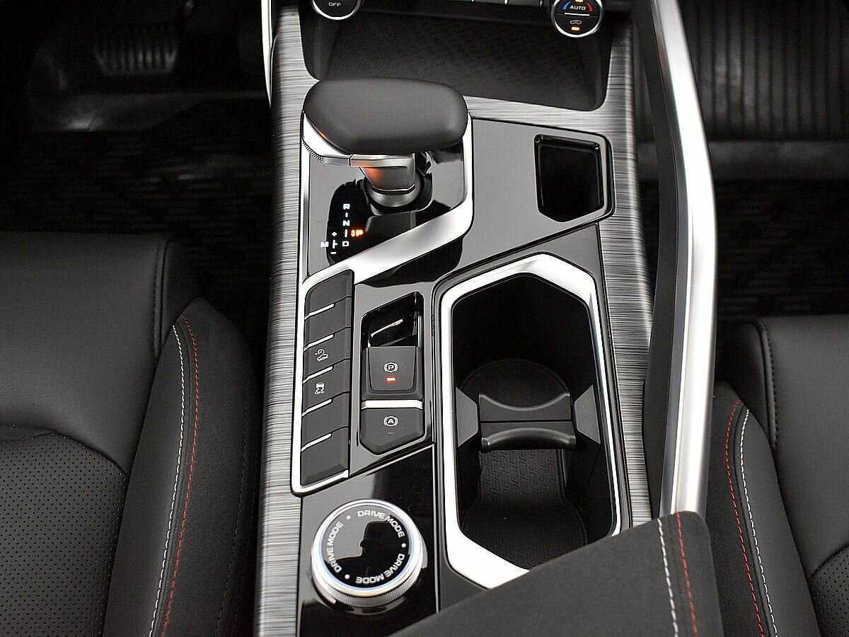 Купить Geely Tugella с пробегом. Фото: #14