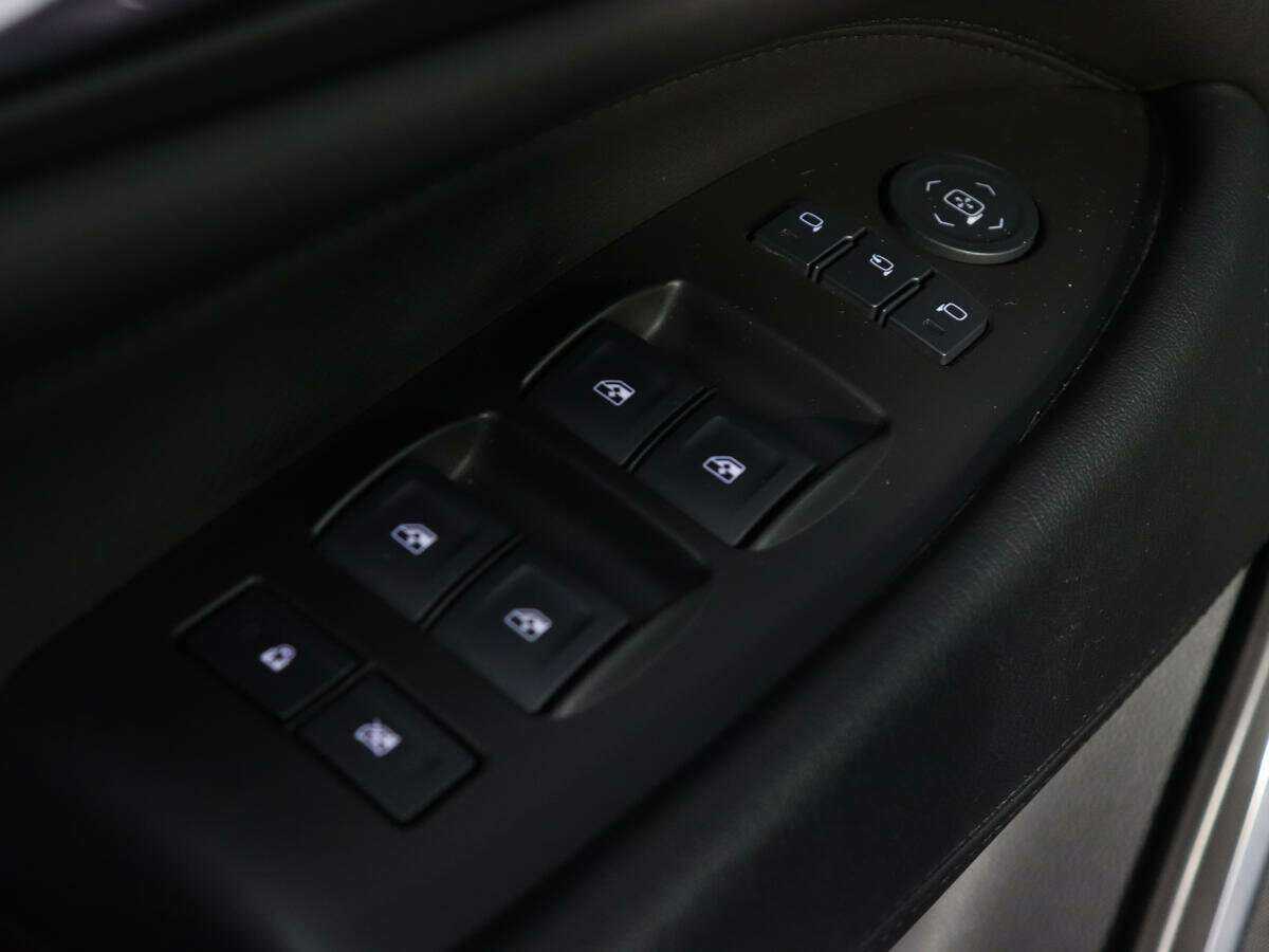 Купить Cadillac Escalade с пробегом. Фото: #13