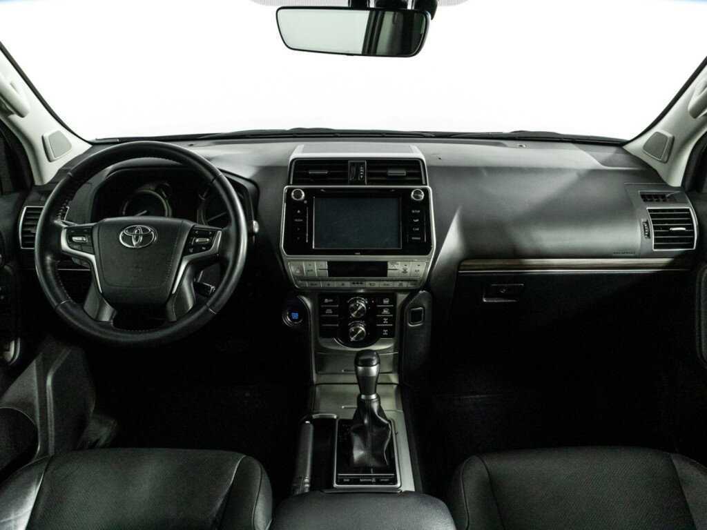 Купить Toyota Land Cruiser Prado с пробегом. Фото: #10