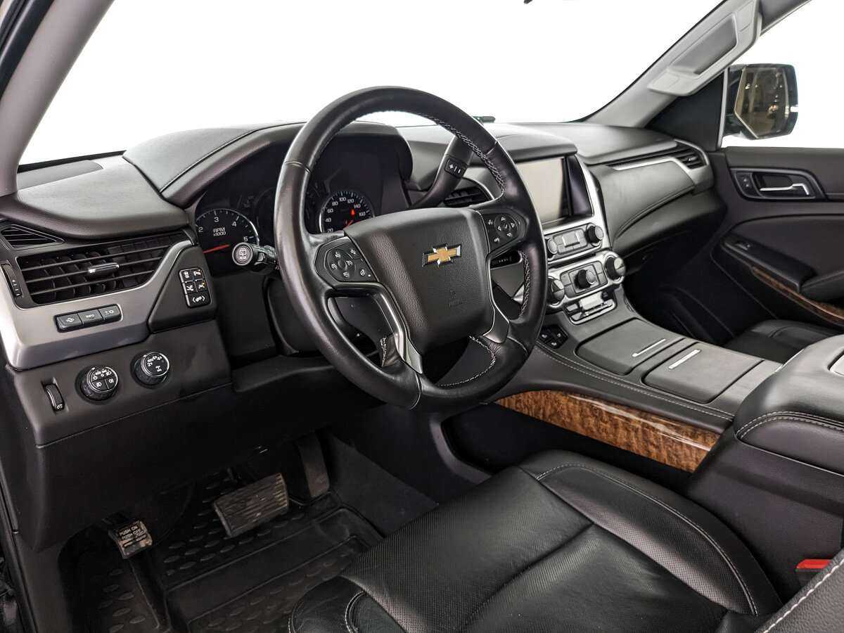 Купить Chevrolet Tahoe с пробегом. Фото: #10