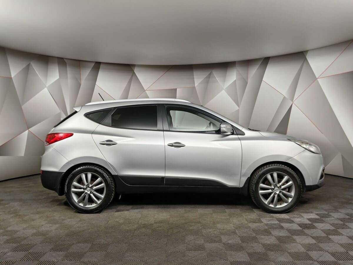 Купить Hyundai ix35 с пробегом. Фото: #5