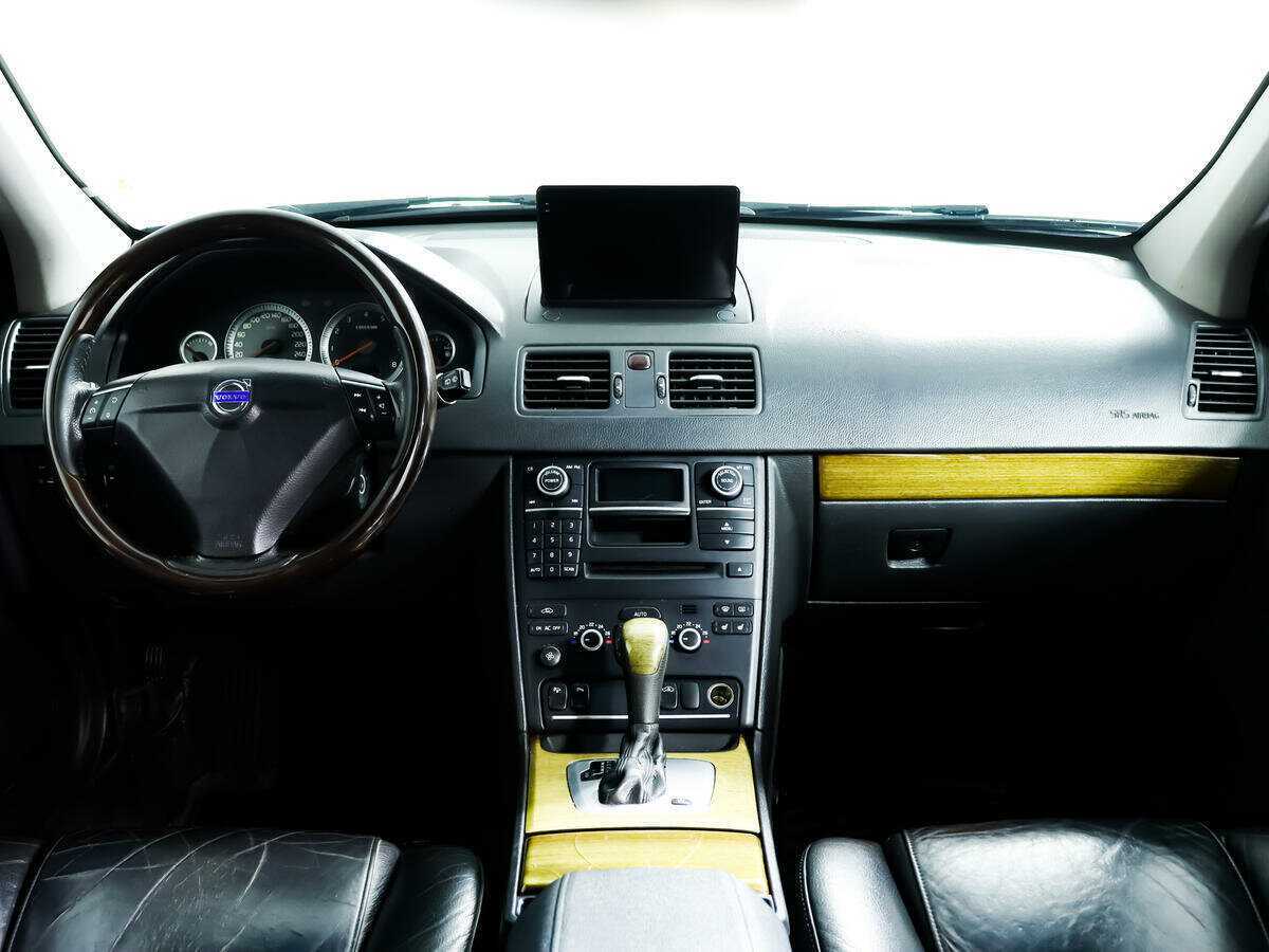 Купить Volvo XC90 с пробегом. Фото: #10