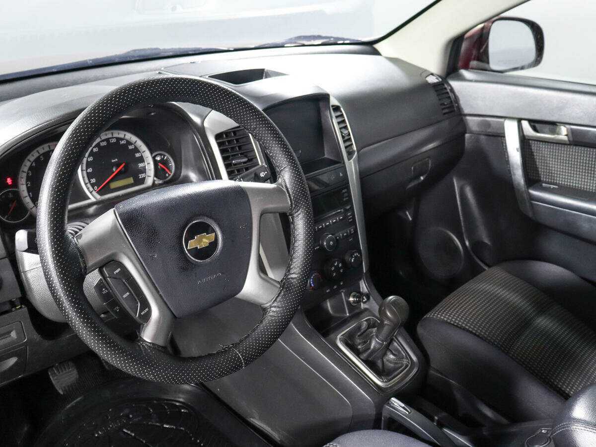 Купить Chevrolet Captiva с пробегом. Фото: #11