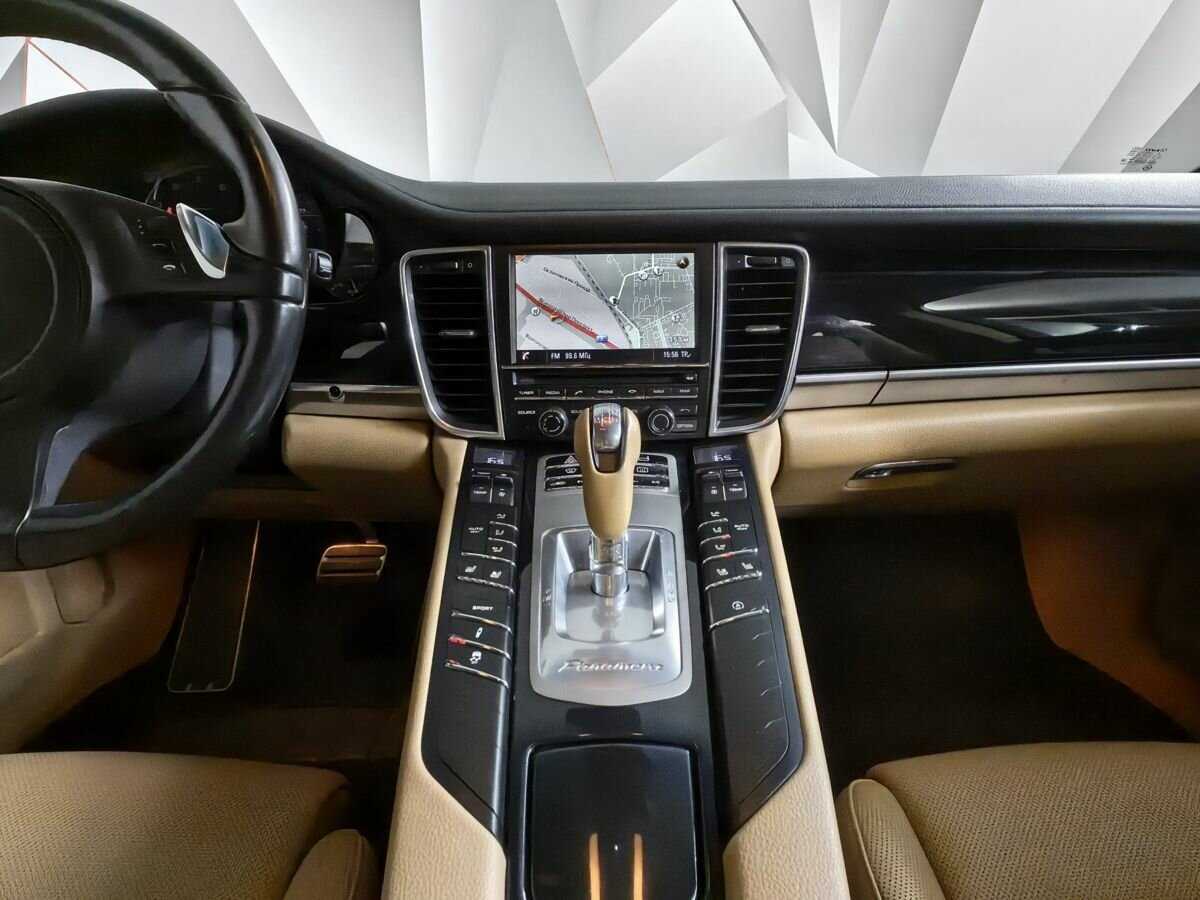 Купить Porsche Panamera с пробегом. Фото: #10