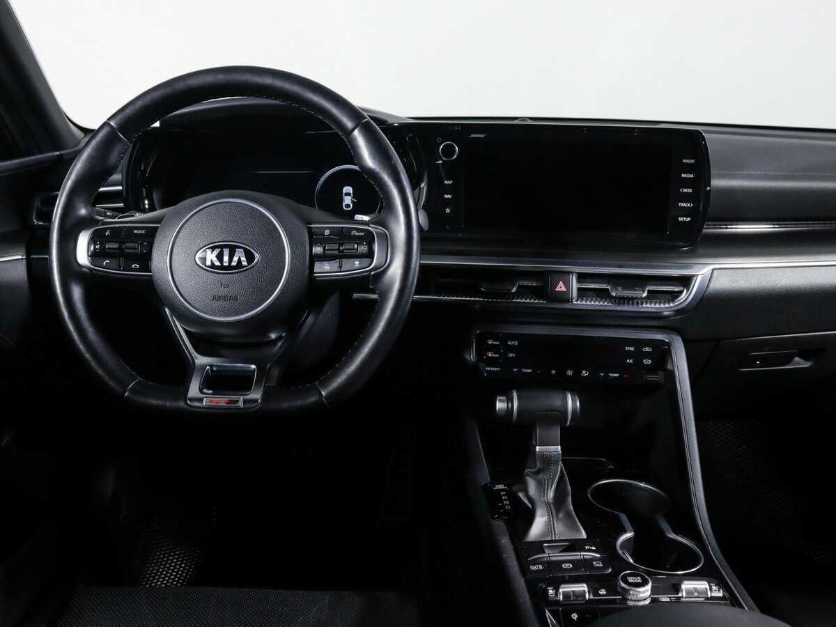 Купить Kia K5 с пробегом. Фото: #11