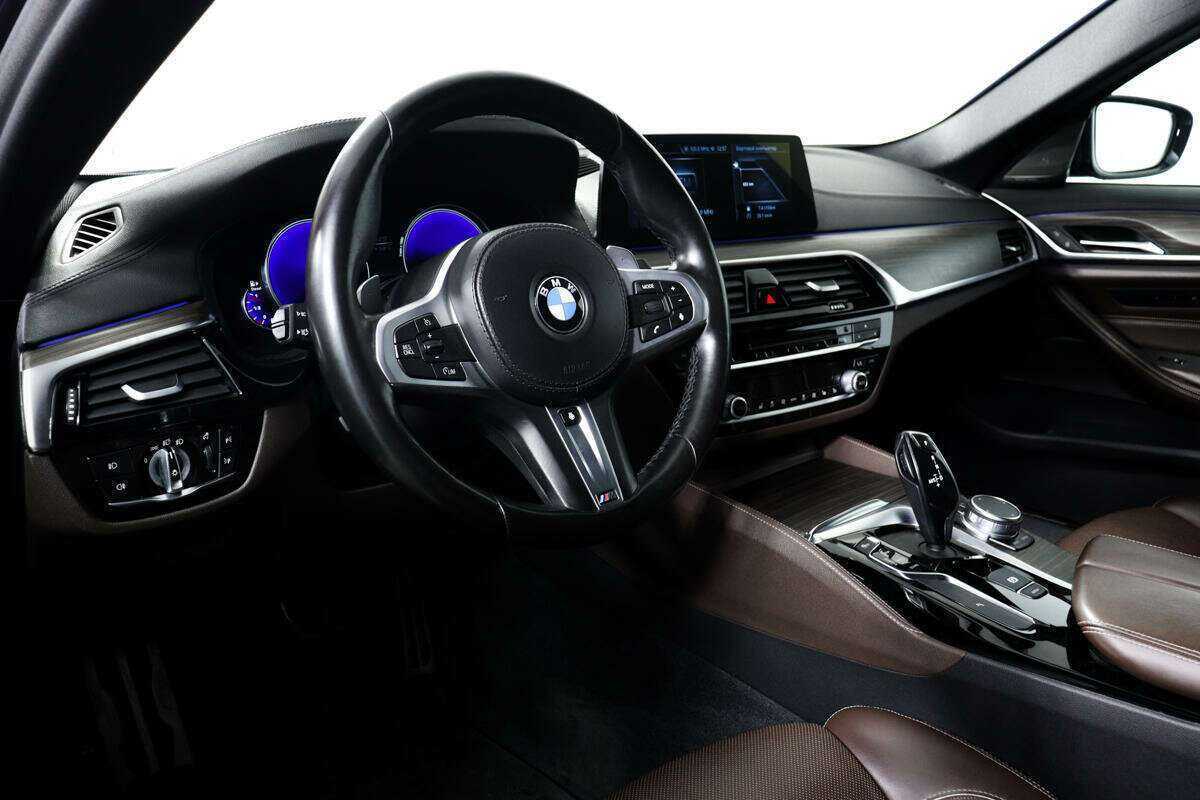Купить BMW 5 серии с пробегом. Фото: #12