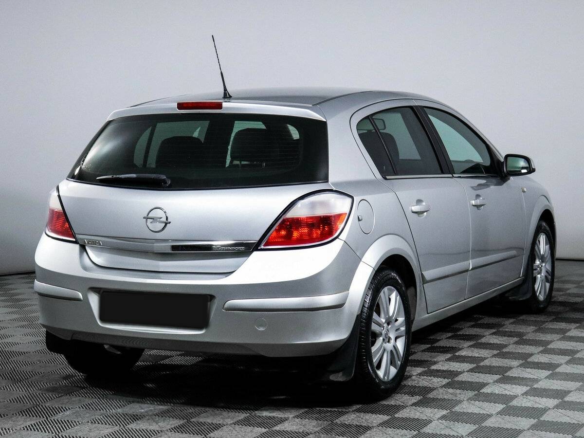 Купить Opel Astra с пробегом. Фото: #3