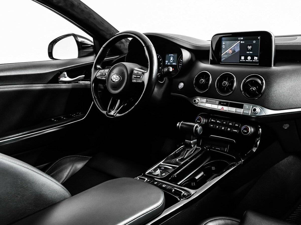 Купить Kia Stinger с пробегом. Фото: #8