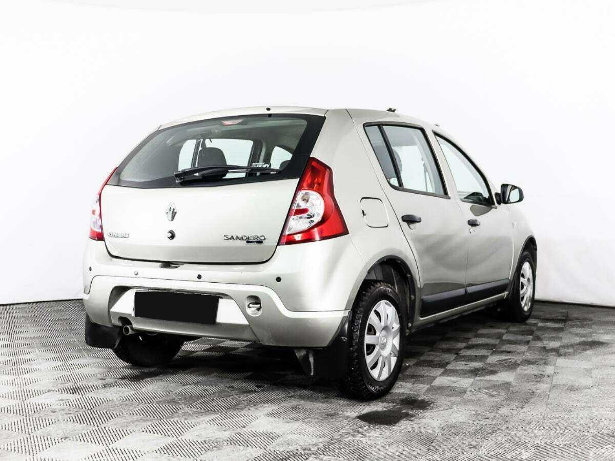 Купить Renault Sandero с пробегом. Фото: #4