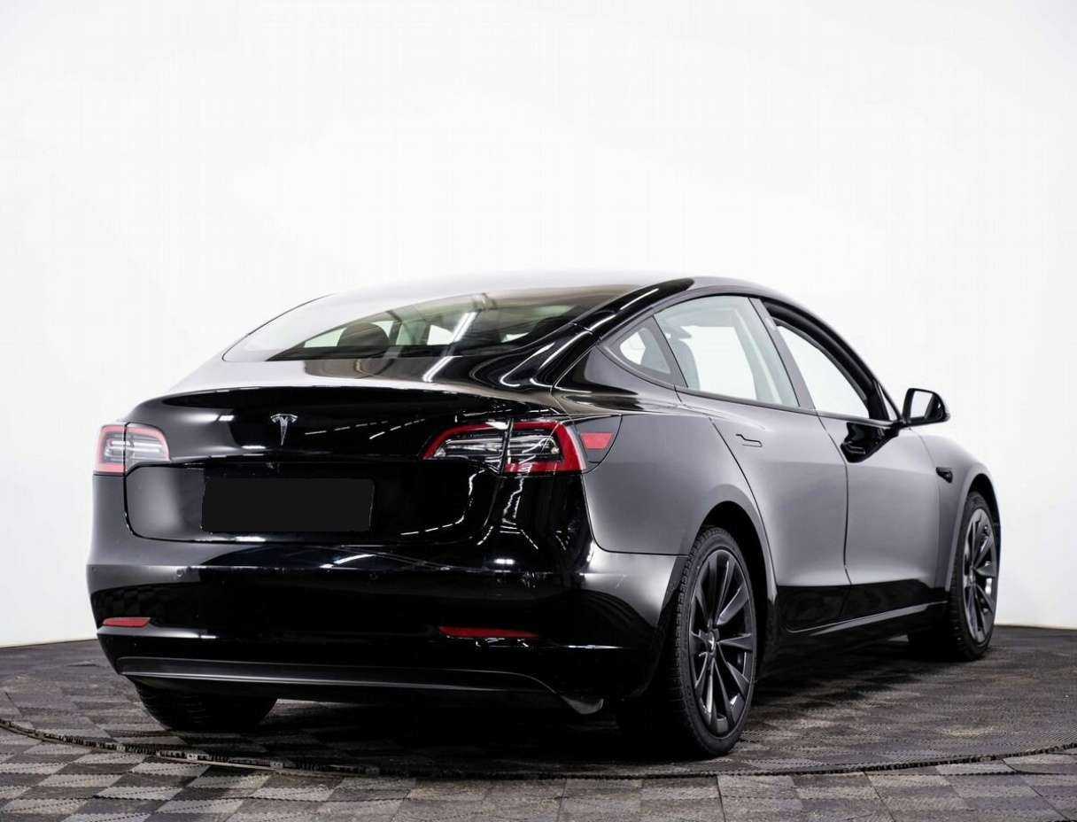 Купить Tesla Model 3 с пробегом. Фото: #5