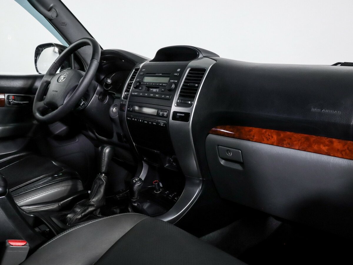 Купить Toyota Land Cruiser Prado с пробегом. Фото: #5