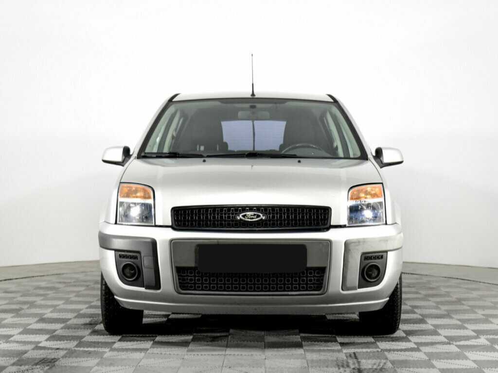 Купить Ford Fusion с пробегом. Фото: #1