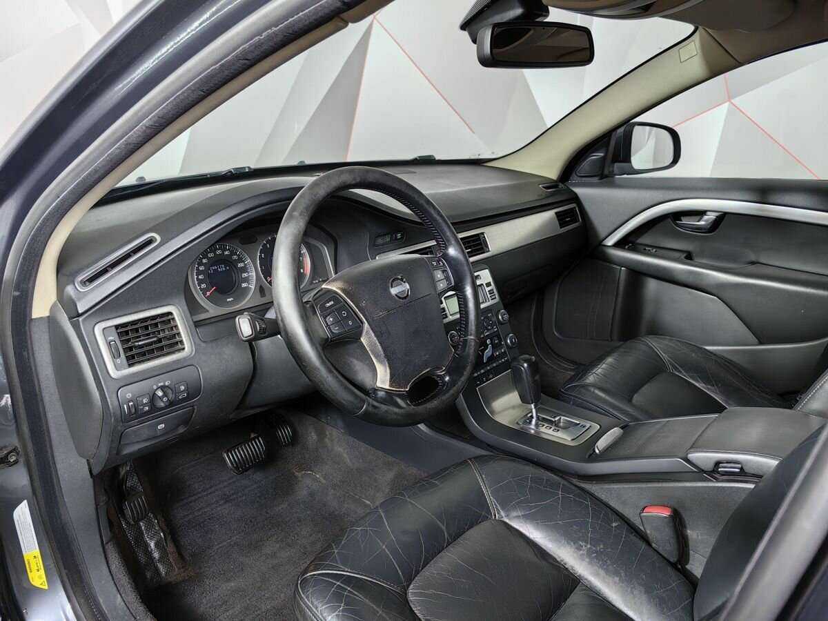Купить Volvo S80 с пробегом. Фото: #13