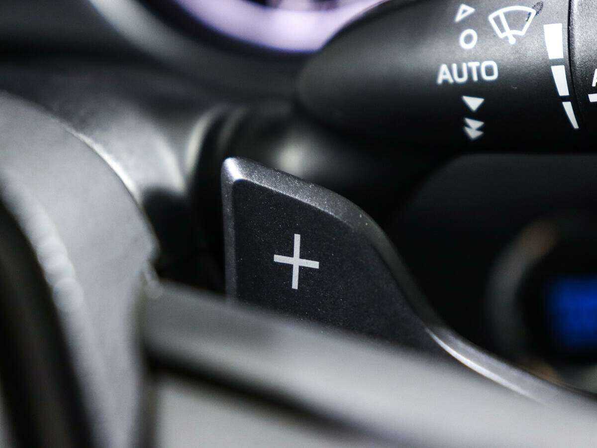 Купить Toyota Camry с пробегом. Фото: #18