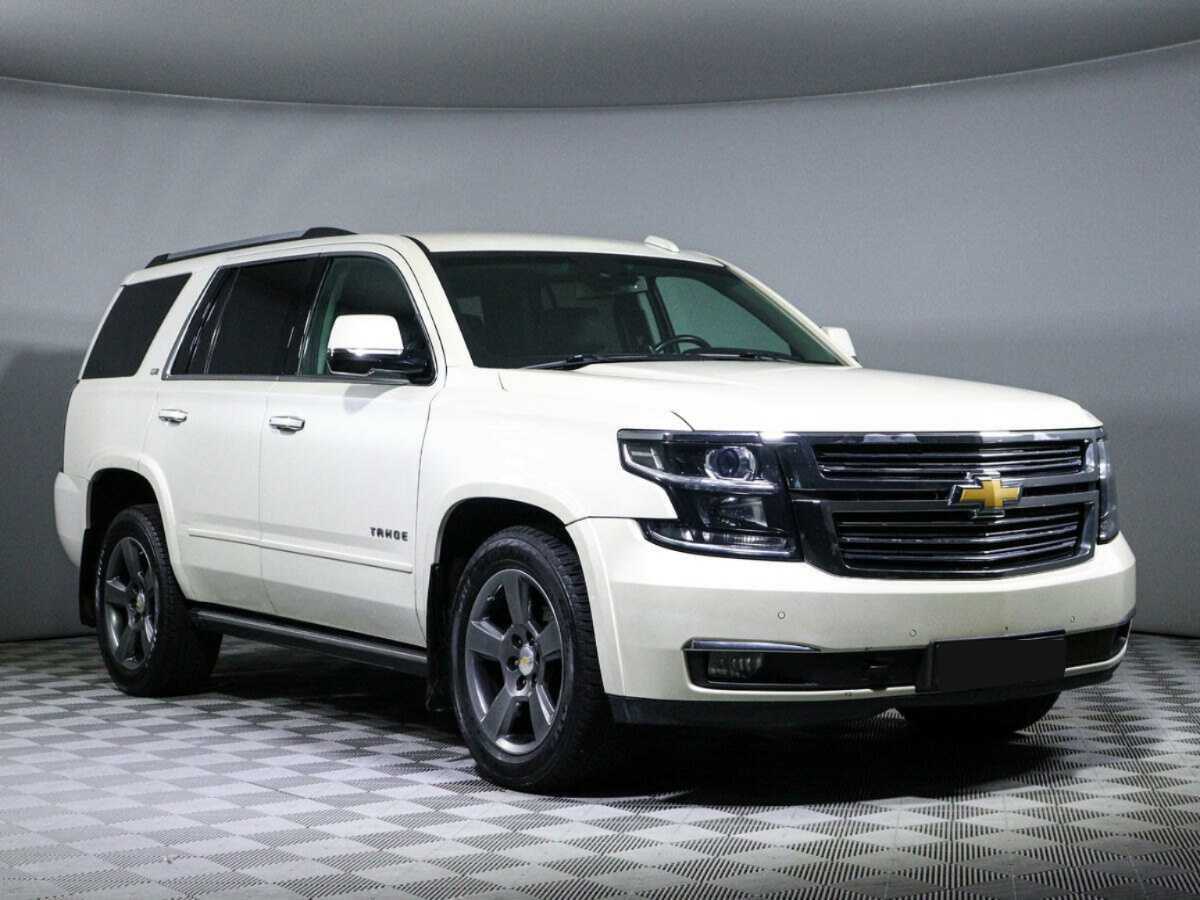 Купить Chevrolet Tahoe с пробегом. Фото: #2