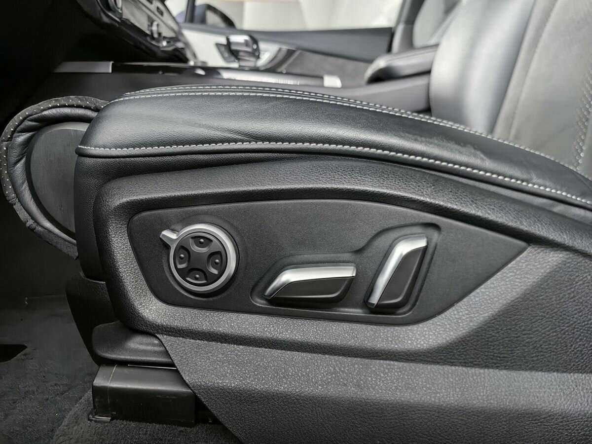 Купить Audi Q7 с пробегом. Фото: #16