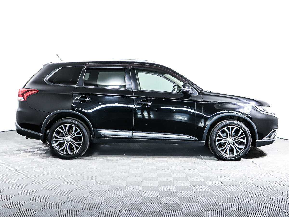 Купить Mitsubishi Outlander с пробегом. Фото: #3