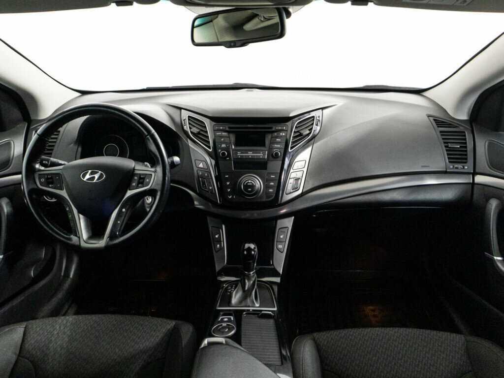 Купить Hyundai i40 с пробегом. Фото: #12