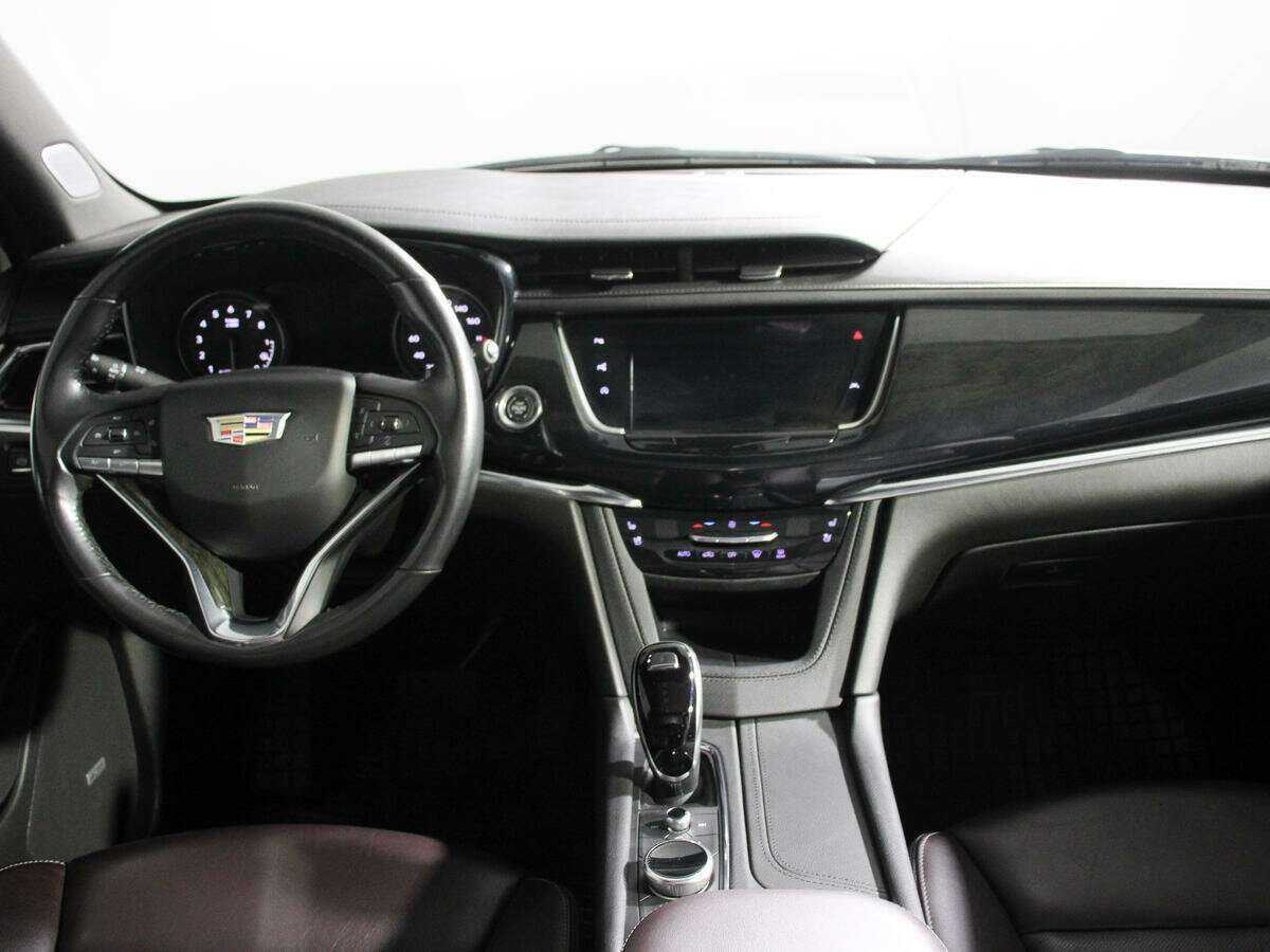 Купить Cadillac XT6 с пробегом. Фото: #9