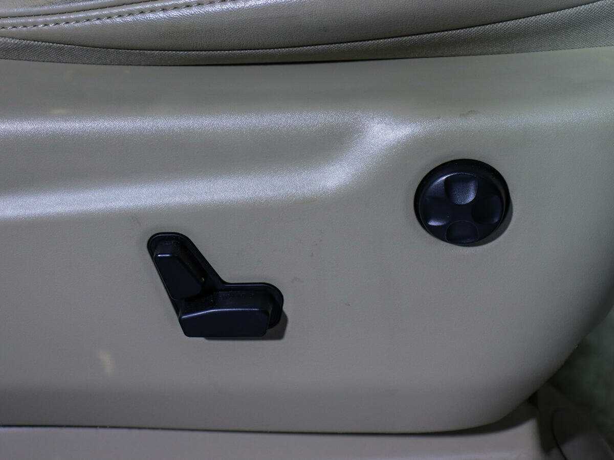 Купить Jeep Grand Cherokee с пробегом. Фото: #16
